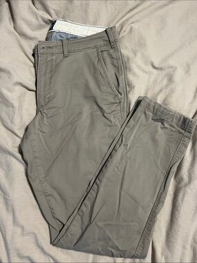 Abercrombie & Fitch Men's Chinos